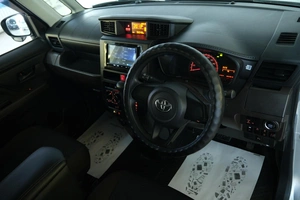 Минивэн Toyota Roomy 2021 года, 1289000 рублей, Омск