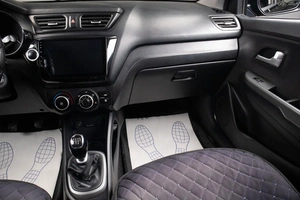 Седан Kia Rio 2014 года, 819000 рублей, Оренбург