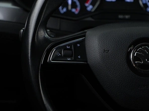 Лифтбек Skoda Superb 2018 года, 2178055 рублей, Москва