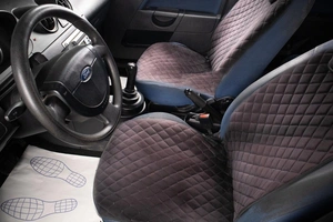 Хетчбэк Ford Fiesta 2005 года, 319000 рублей, Оренбург