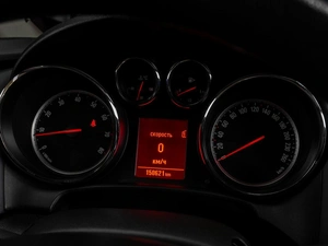 Хетчбэк Opel Astra GTC 2014 года, 929000 рублей, Тюмень