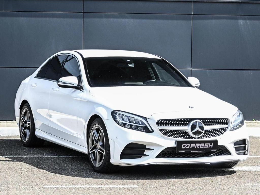 Седан Mercedes-benz C-класс 2019 года, 2674000 рублей, Кирилловка