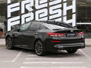 Седан Kia Optima 2018 года, 2198000 рублей, Волгоград
