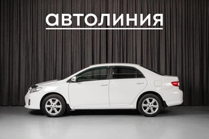 Седан Toyota Corolla 2012 года, 1049000 рублей, Красноярск