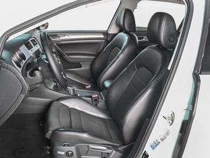 Хетчбэк Volkswagen Golf 2015 года, 1409000 рублей, Аксай