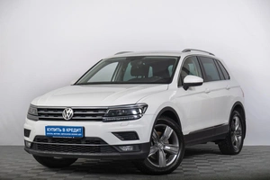 Внедорожник Volkswagen Tiguan 2018 года, 2369000 рублей, Томск