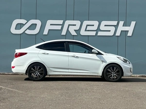 Седан Hyundai Solaris 2012 года, 728000 рублей, Ижевск