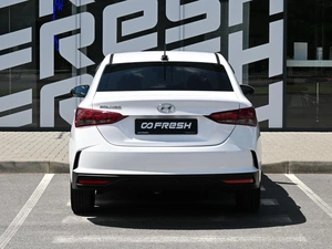 Седан Hyundai Solaris 2019 года, 830000 рублей, Волгоград