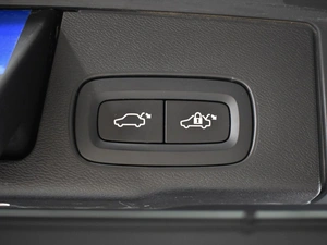 Внедорожник Volvo XC60 2019 года, 4989900 рублей, Казань