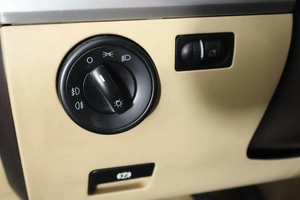 Внедорожник Volkswagen Touareg 2008 года, 999000 рублей, Пермь