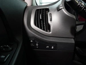 Внедорожник Kia Sportage 2012 года, 998000 рублей, Тверь