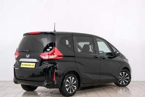 Минивэн Honda Freed 2020 года, 1459000 рублей, Красноярск