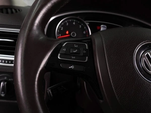 Внедорожник Volkswagen Touareg 2015 года, 2599000 рублей, Воронеж