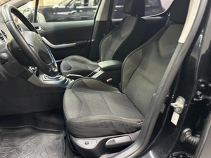 Хетчбэк Peugeot 308 2008 года, 397000 рублей, Красноярск