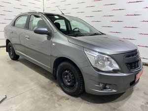 Седан Chevrolet Cobalt 2013 года, 670000 рублей, Красноярск