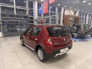 Хэтчбек Renault Sandero 2013 года, 795000 рублей, Орёл