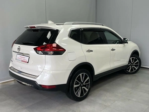 Внедорожник Nissan X-Trail 2019 года, 2350400 рублей, Красноярск