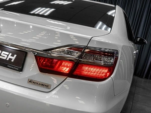 Седан Toyota Camry 2018 года, 2568000 рублей, Тюмень