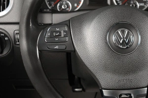 Внедорожник Volkswagen Tiguan 2013 года, 1349000 рублей, Тюмень