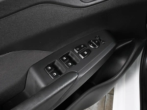 Седан Hyundai Solaris 2018 года, 1639000 рублей, Ростов-на-Дону