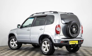 Внедорожник Chevrolet Niva 2015 года, 729000 рублей, Пермь