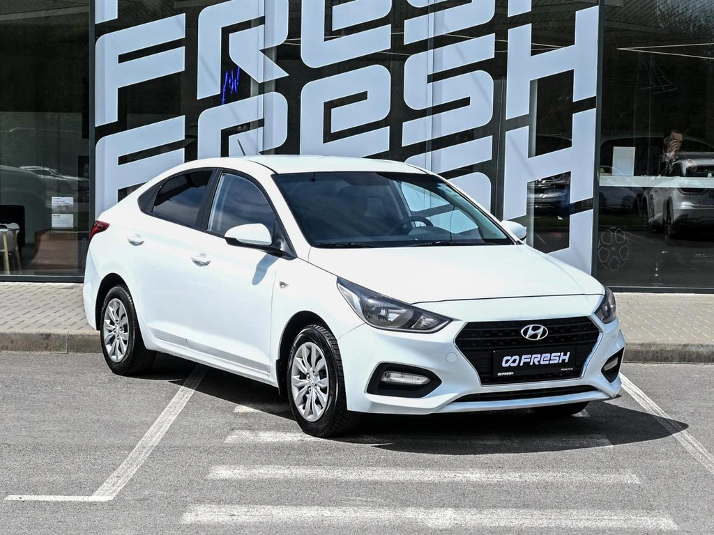 Седан Hyundai Solaris 2019 года, 919000 рублей, Волгоград