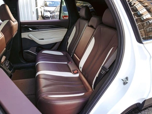 Внедорожник Geely Monjaro 2024 года, 3635000 рублей, Краснодар