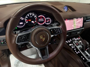 Внедорожник Porsche Cayenne 2021 года, 8499000 рублей, Красноярск