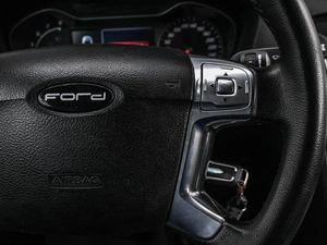 Седан Ford Mondeo 2011 года, 964000 рублей, Кирилловка