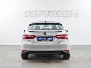 Седан Toyota Camry 2020 года, 3010111 рублей, Москва