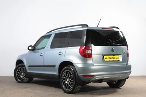 Внедорожник Skoda Yeti 2011 года, 869000 рублей, Новосибирск
