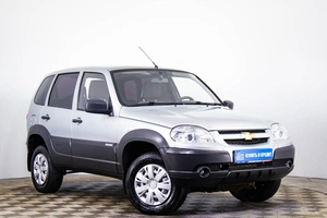 Внедорожник Chevrolet Niva 2015 года, 559000 рублей, Пермь