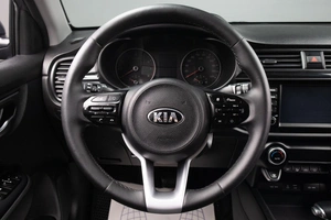 Седан Kia Rio 2018 года, 1489000 рублей, Оренбург