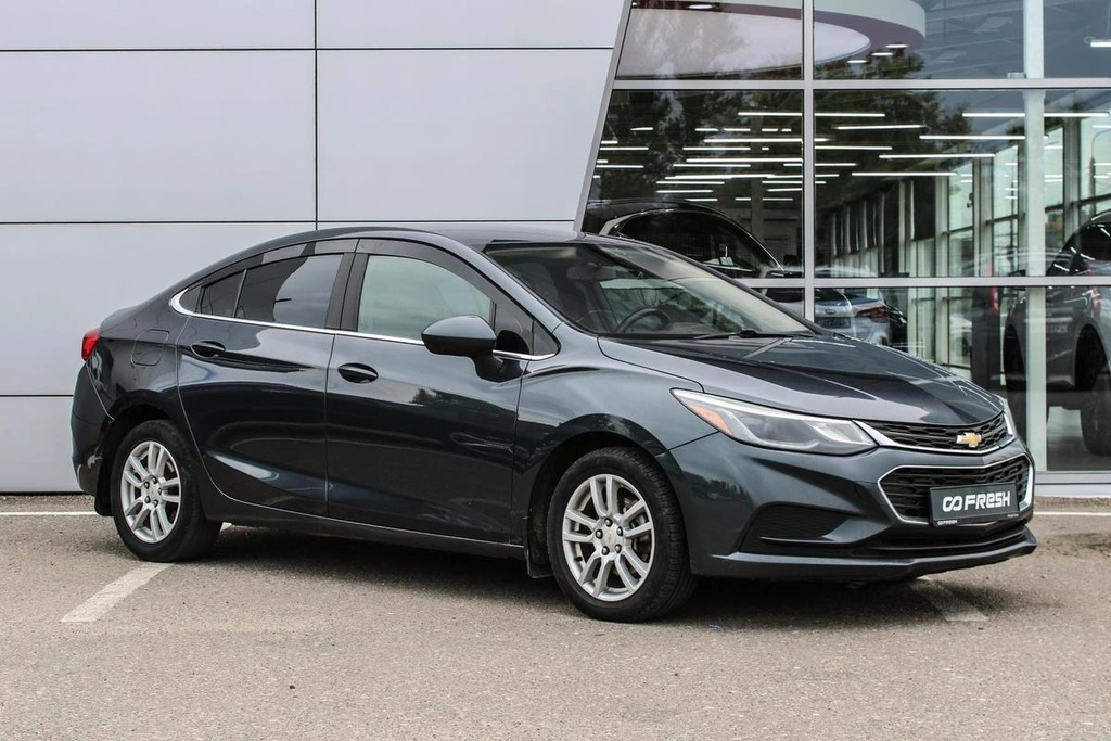 Седан Chevrolet Cruze 2017 года, 1020000 рублей, Ярославль