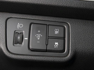 Седан Hyundai Solaris 2017 года, 1066777 рублей, Омск