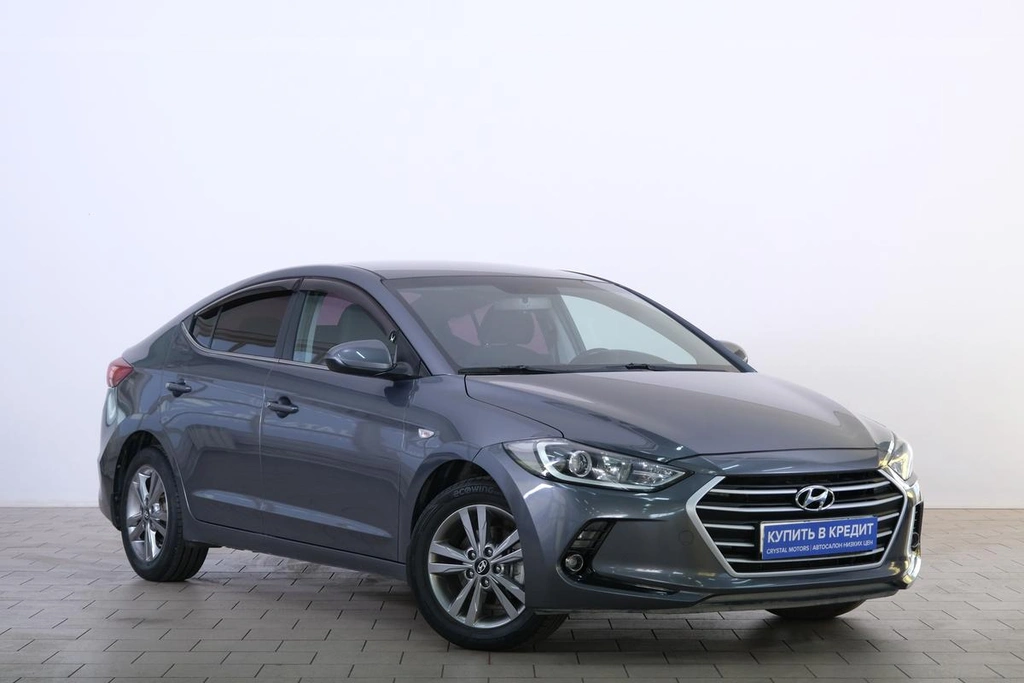 Седан Hyundai Elantra 2018 года, 1719000 рублей, Омск