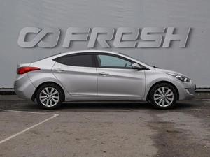Седан Hyundai Elantra 2013 года, 1085000 рублей, Волгоград