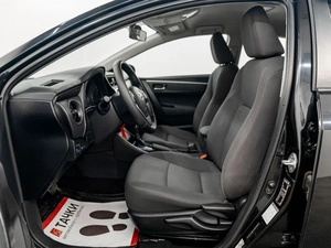 Седан Toyota Corolla 2016 года, 1275000 рублей, Красноярск