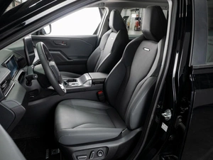 Внедорожник Toyota RAV4 2026 года, 4400000 рублей, Тюмень