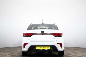 Седан Kia Rio 2018 года, 1619000 рублей, Пермь