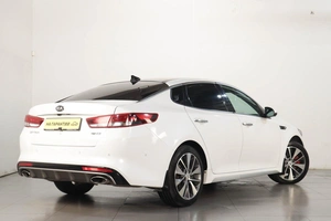 Седан Kia Optima 2017 года, 1719000 рублей, Челябинск