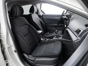 Седан Hyundai Elantra 2018 года, 1249000 рублей, Тюмень