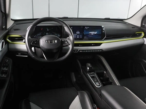 Внедорожник Geely Coolray 2023 года, 2198000 рублей, Красный Пахарь