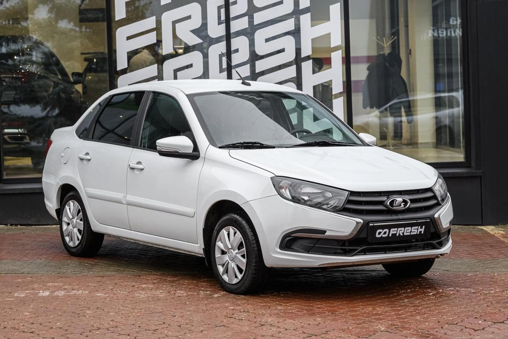 Седан ВАЗ (LADA) Granta 2018 года, 690000 рублей, Ульяновск