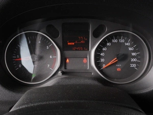 Седан Citroen C-Elysee 2012 года, 750000 рублей, Красный Пахарь