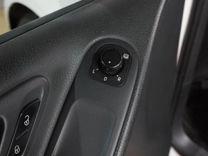 Хетчбэк Volkswagen Golf 2011 года, 649000 рублей, Воронеж