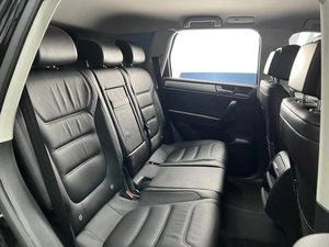 Внедорожник Volkswagen Touareg 2014 года, 2280000 рублей, Омск