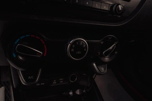 Седан Kia Rio 2018 года, 1079000 рублей, Челябинск