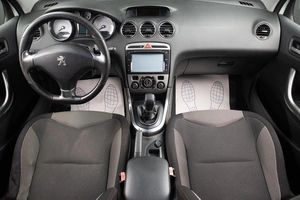 Хетчбэк Peugeot 308 2011 года, 449000 рублей, Оренбург
