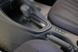 Хетчбэк Toyota Yaris 2021 года, 1229000 рублей, Омск